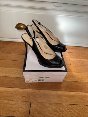 Nine West Black Leather Peep-Toe Slingback Pumps